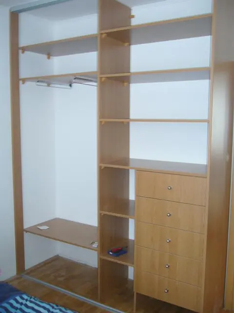Bytový nábytok – Rolldoor – ukážka 19
