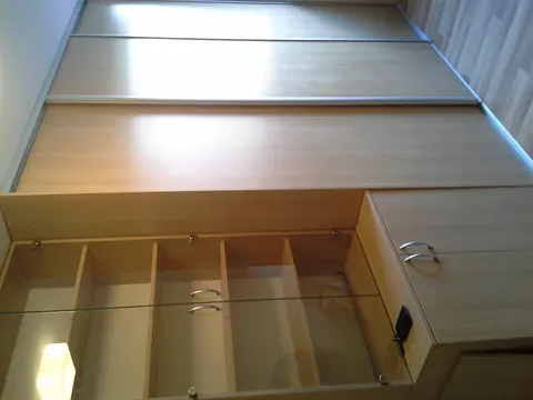 Bytový nábytok – Rolldoor – ukážka 14
